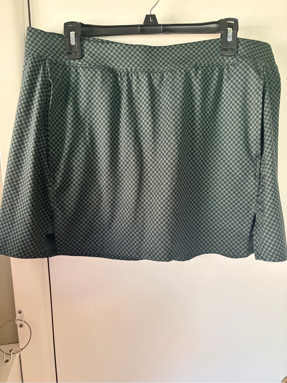 all in motion Green Houndstooth Mini Skirt